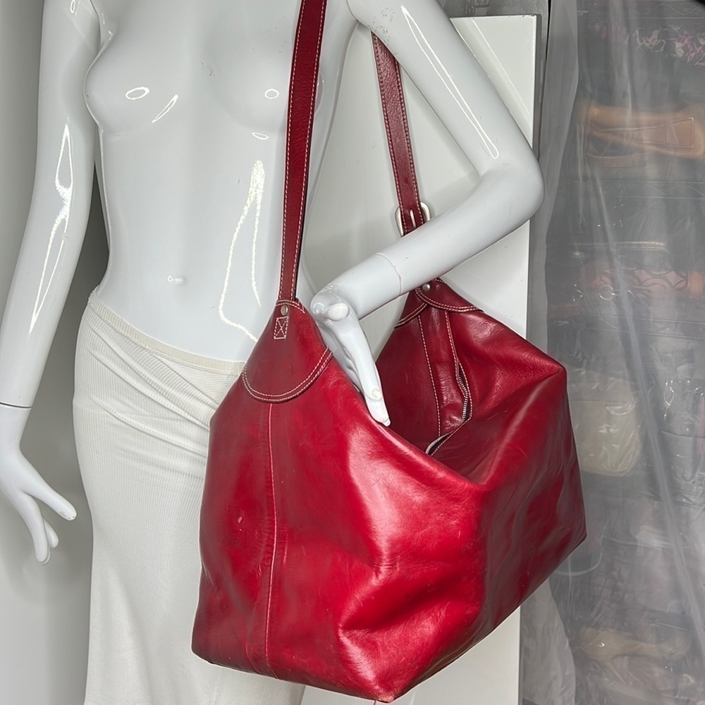 Latico Red Leather Extra Large Zip Top Travel Hobo Shoulder Bag